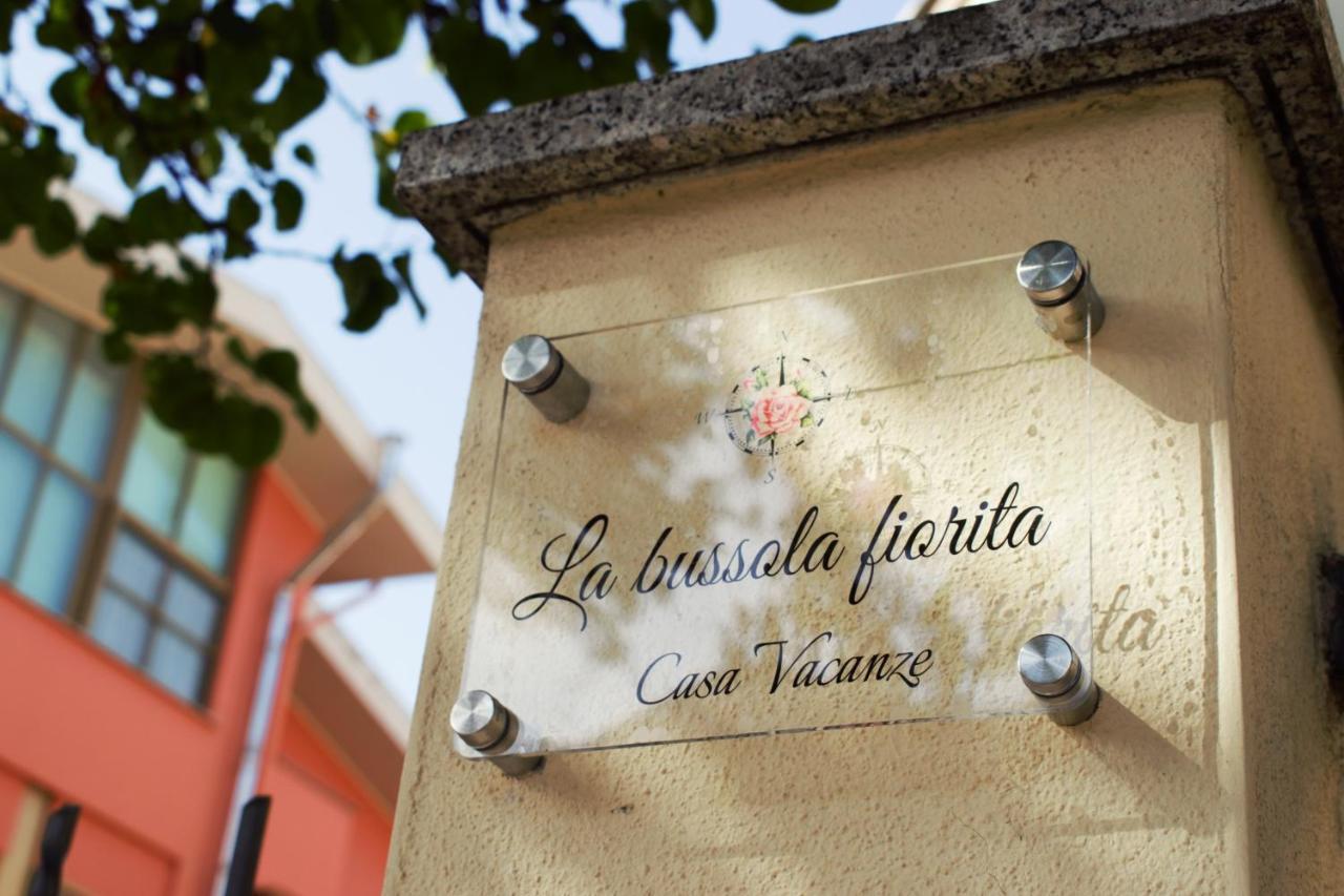 Vila La Bussola Fiorita Oristano Exteriér fotografie